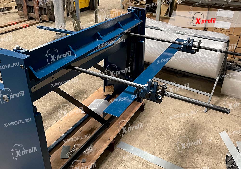 Гильотина ножная X-Profil Q01-1.5×1320 фото товара
