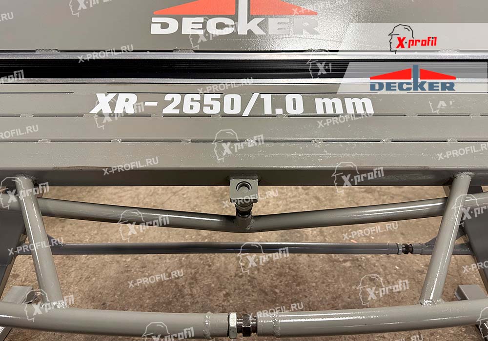 Фотография Листогиб ручной Decker XR 2650 Фотография Листогиб ручной Decker XR 2650